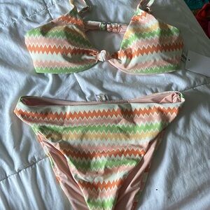 Brand New dippin daisy bikini